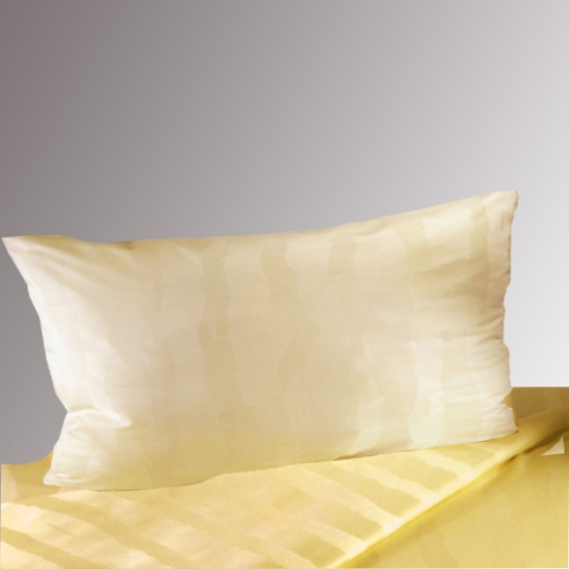 schwer entflammbare Bettgarnitur FarbMIX, Restposten 3x 80/40, 1 x 135/200, 1x 100/200/15 Bezge